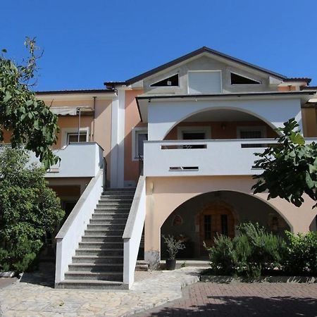 Apartments Kirincic Sveti Vid-Miholjice Exterior foto